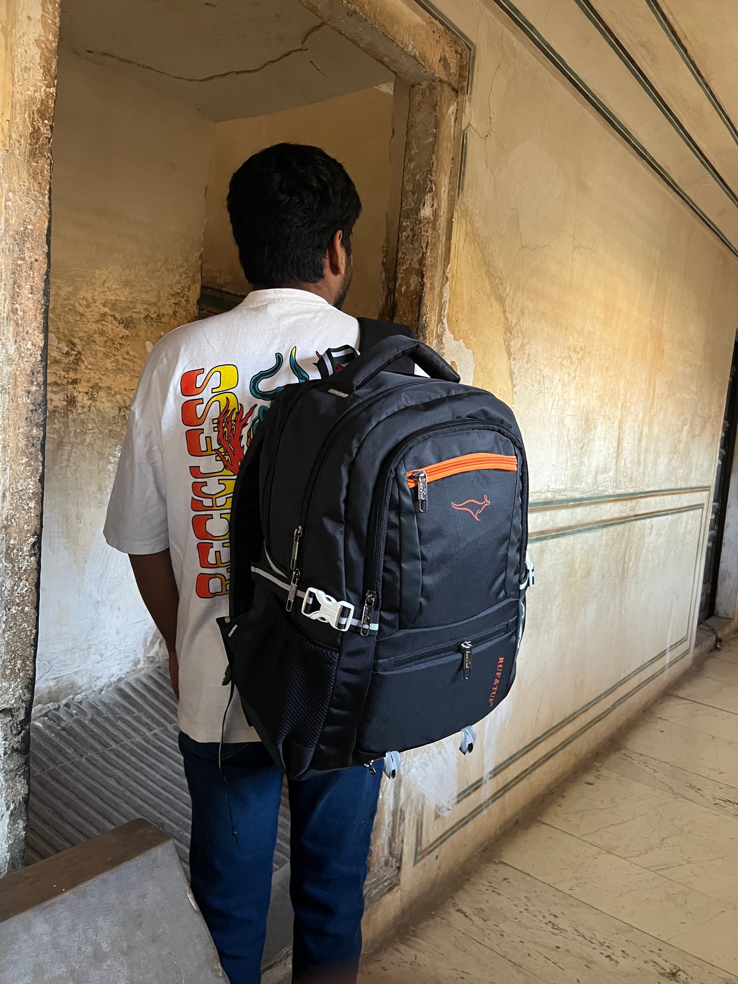 Gilberto, The 40L Backpack