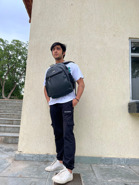 Asher, The 18L Backpack