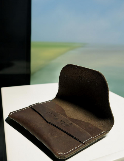Roman, The Card Holder