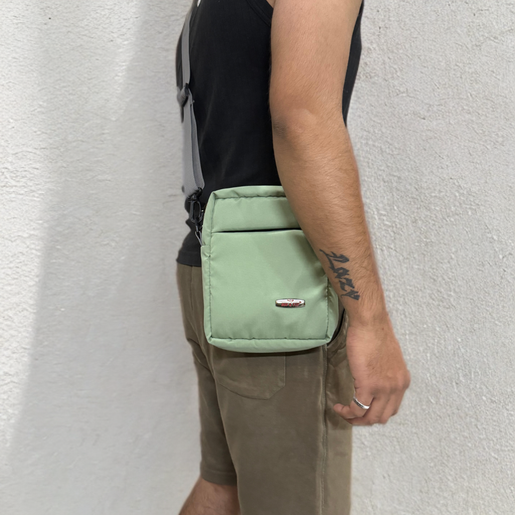 Dexter, The Crossbody Bag