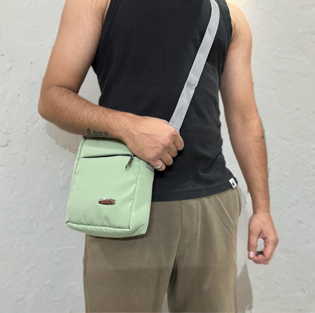 Dexter, The Crossbody Bag