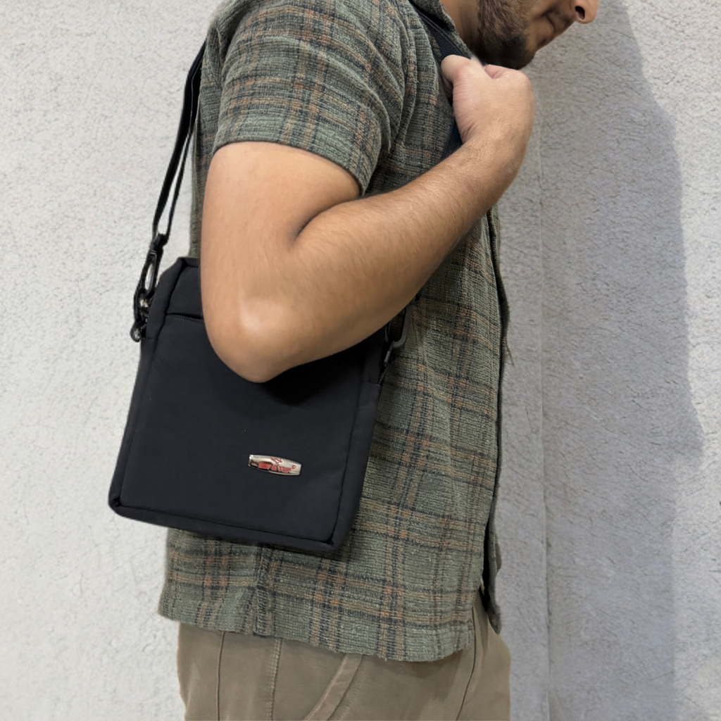 Dexter, The Crossbody Bag